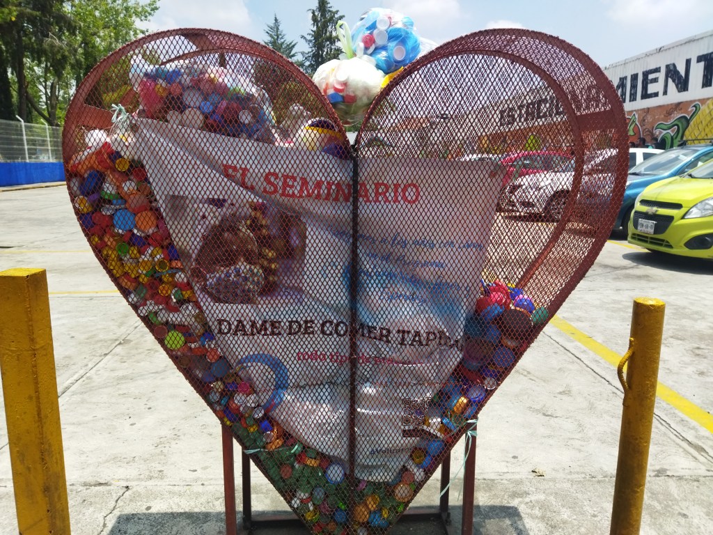 Historias: un corazón de tapitas en el&nbsp;Seminario