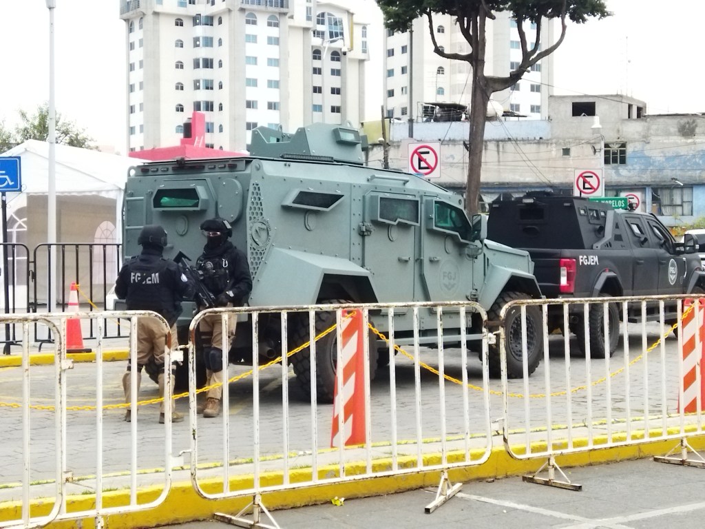 Trasladan a Barrientos a meseros relacionados en muerte de Íñigo&nbsp;Arenas