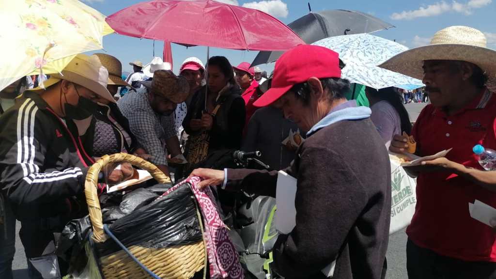 Historias: Vendió tacos de canasta en un bloqueo y todos se los&nbsp;agradecieron