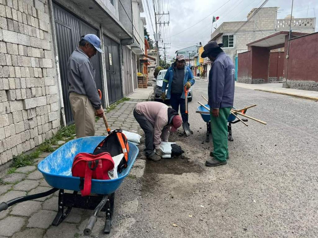 Duro contra los baches;llega el ‘Escuadrón Tapa tu Bache’ a Clouthier en&nbsp;#Metepec