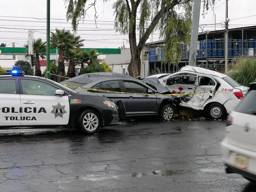 Fallece taxista en choque en Calzada al&nbsp;Pacífico
