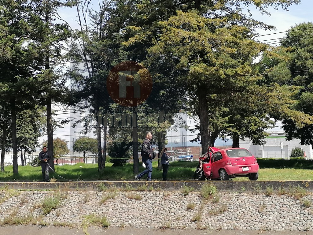 Fallece otro automovilista en la carretera Toluca-Palmillas