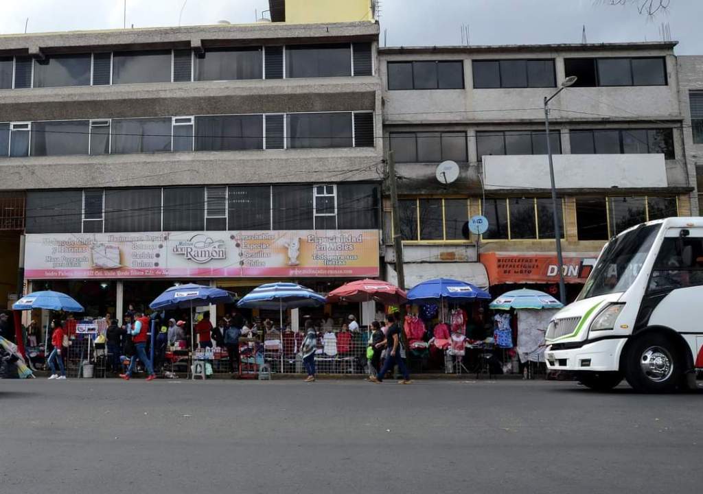 Cobran hasta 7 mil pesos de derecho de piso a locales de zona terminal en&nbsp;#Toluca