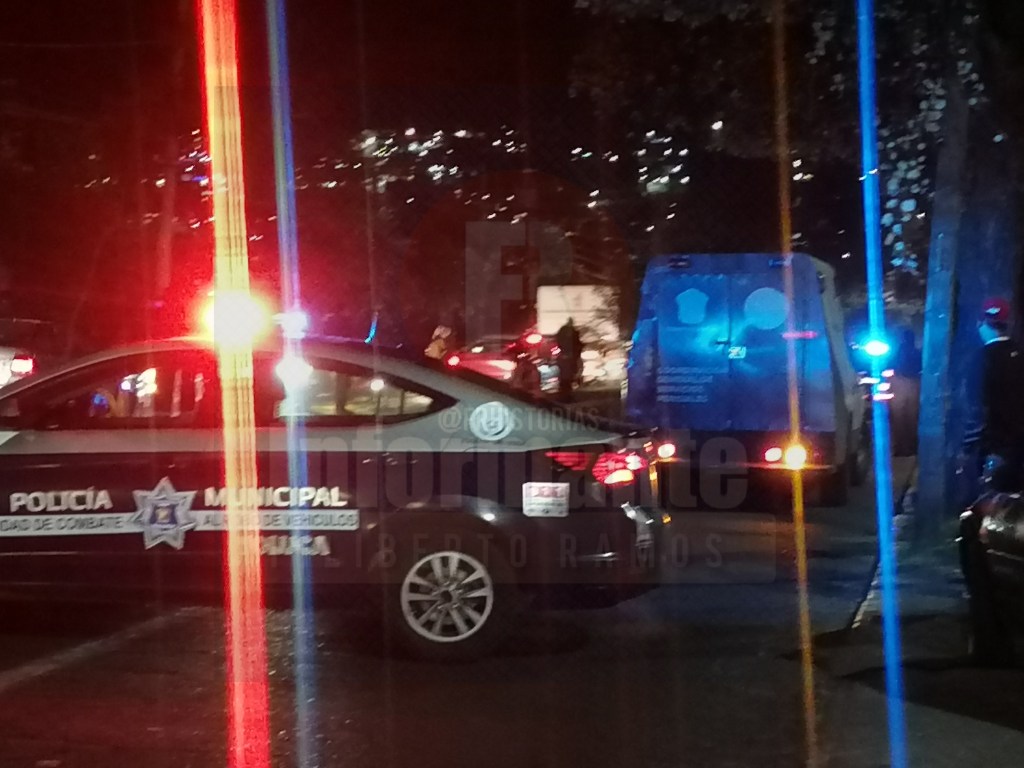 Falleció atropellado en Matlazincas Una persona falleció atropellada la noche de este viernes en Paseo Matlazincas a la altura de San Miguel&nbsp;Apinahuizco.