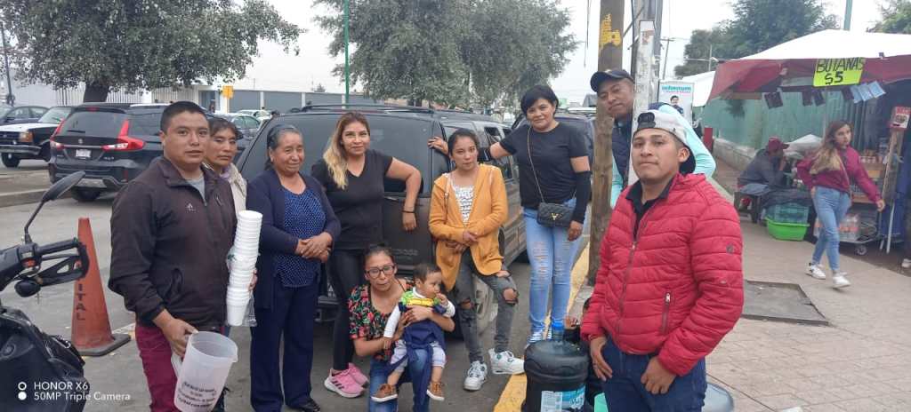 Vecinos en San Pablo Autopan crearon grupo para donar comida cada domingo en hospitales de&nbsp;#Toluca