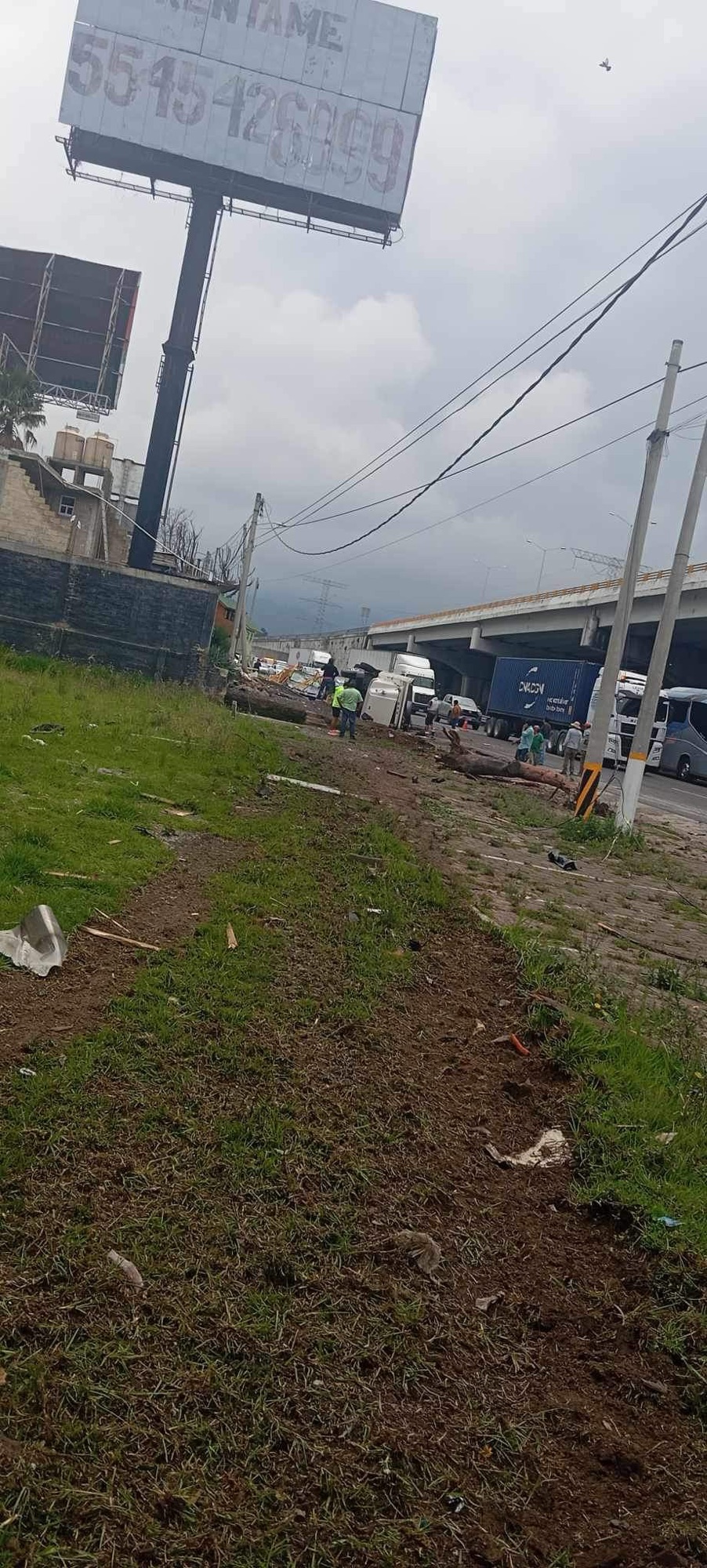 Tráiler se queda sin frenos en la México-Toluca y deja 3 fallecidos ...
