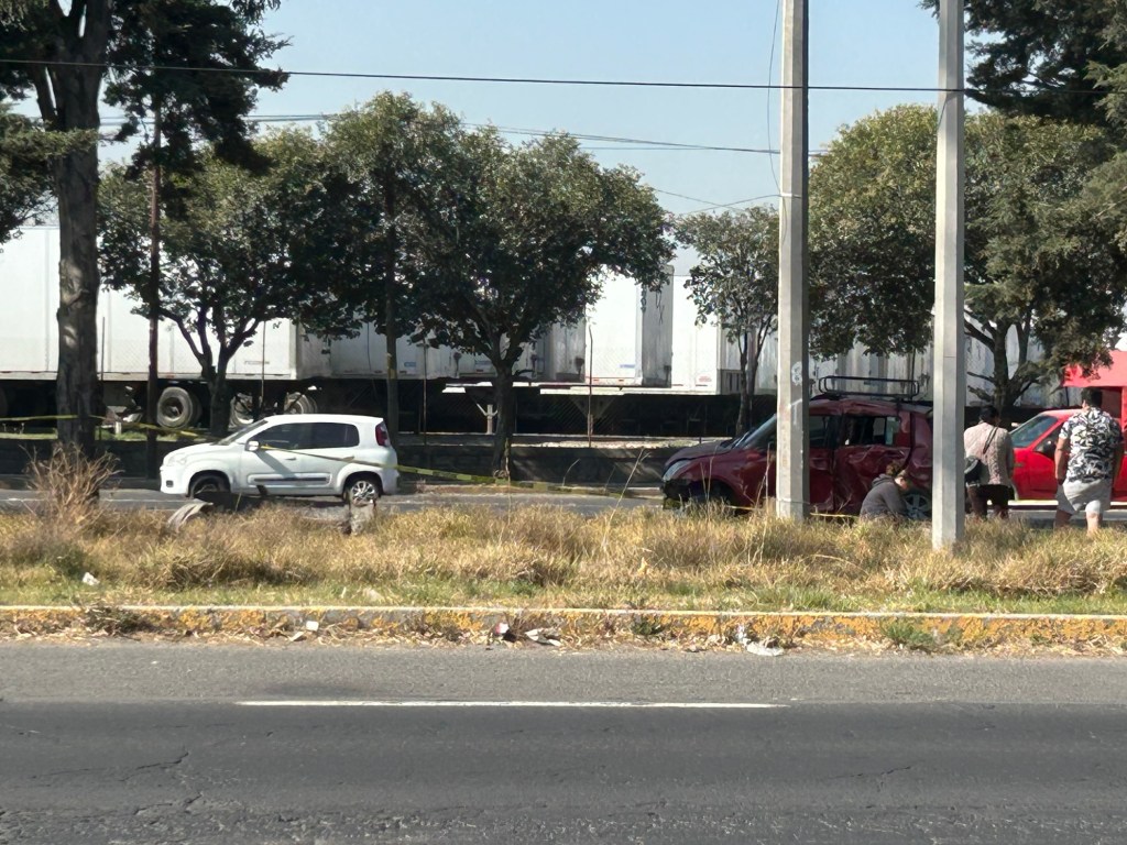 Padre e hijo se accidentan en la Toluca-Palmillas