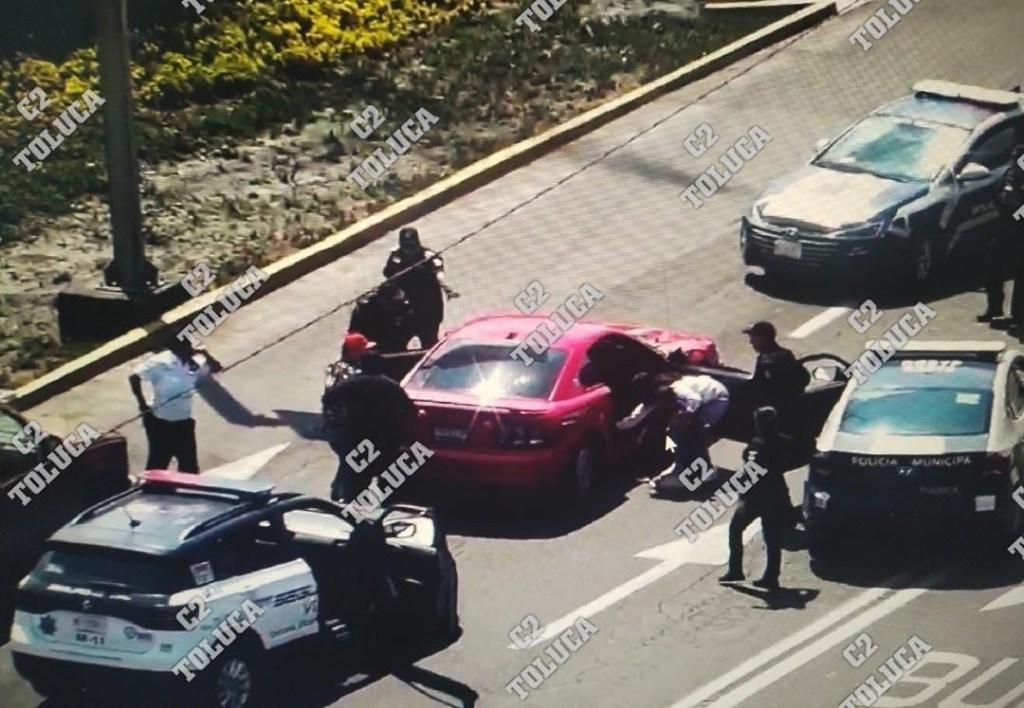 En #Toluca dan duro golpe contra el robo de&nbsp;vehículos.