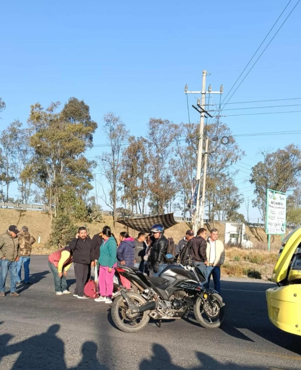 Camión de Empresarial atropella a dos estudiantes de 15 y 8 años en la Ixtlahuaca-Jilotepec; al llegar al MP operador y empresa se desentienden, denunciaron&nbsp;familiares
