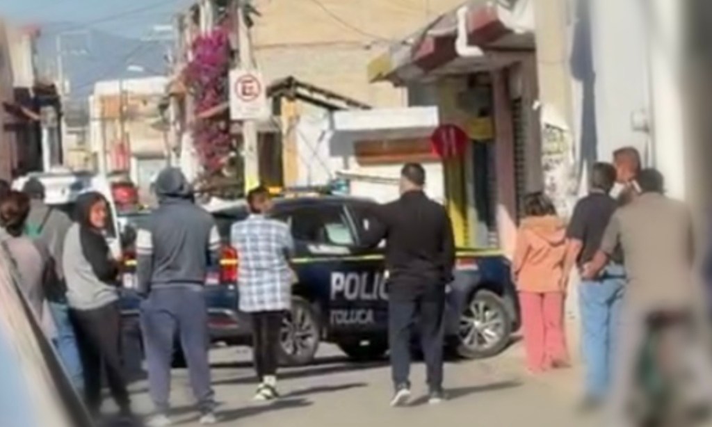 Mueren dos jóvenes atropellados en moto en&nbsp;Toluca