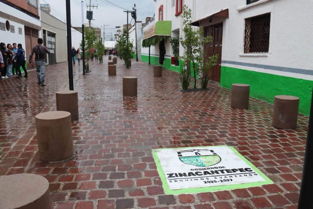 Transforman calle 5 de Febrero a espaldas del mercado en&nbsp;#Zinacantepec