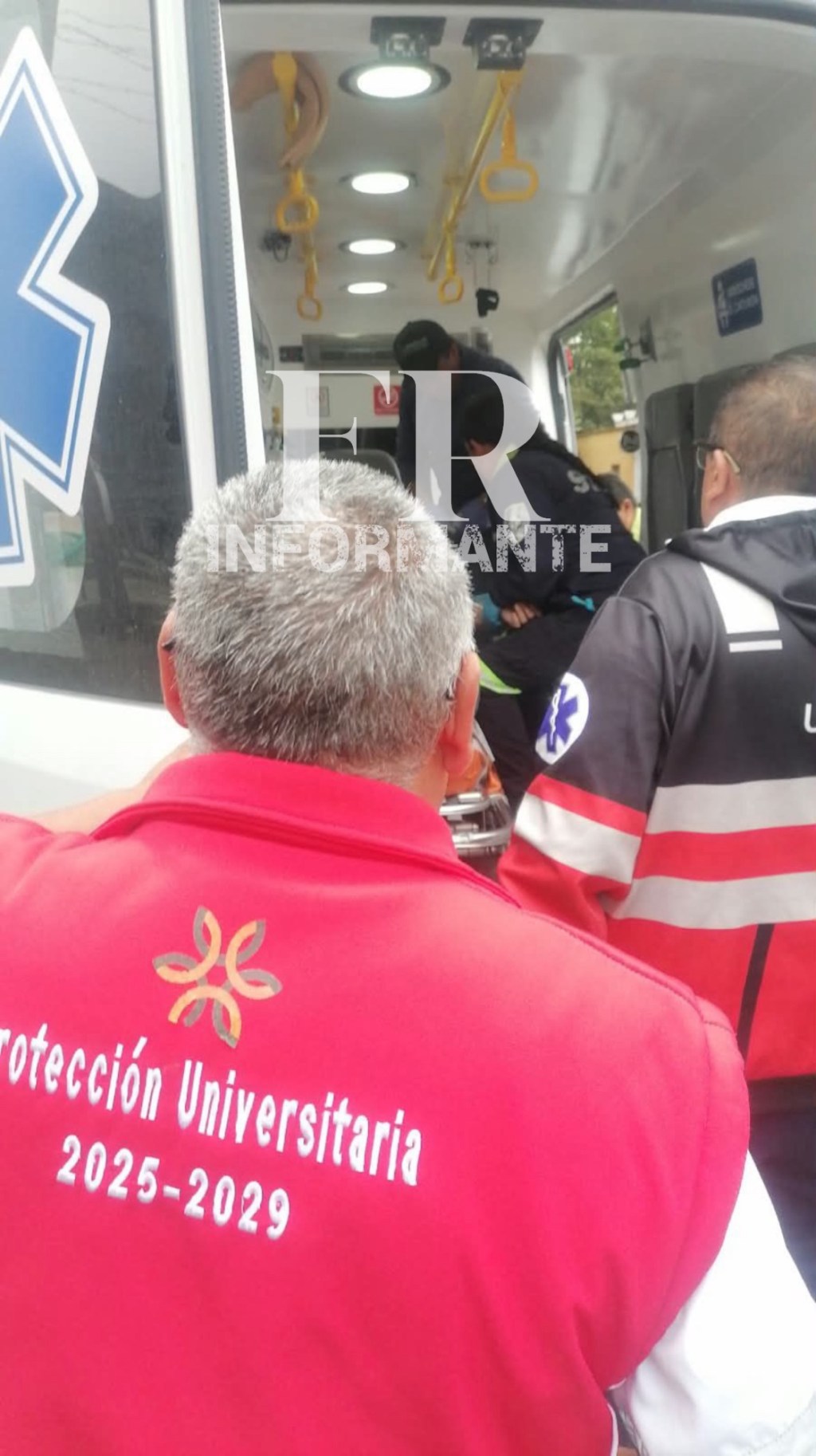 📲🚔Profesor de la #UAEMex defiende a estudiante de asalto y termina&nbsp;apuñ4l2d0