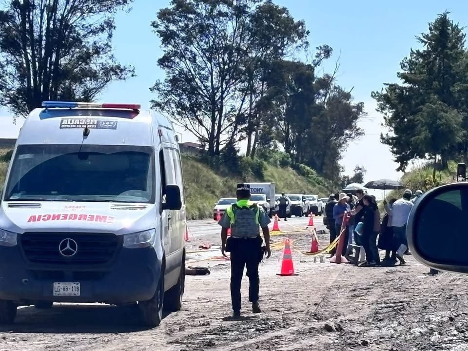Solo tenían 15 y 16 años y eran estudiantes del Cbtis; Alfonso y Giovanni, murieron al estamparse contra un taxi en la Toluca-Zitácuaro